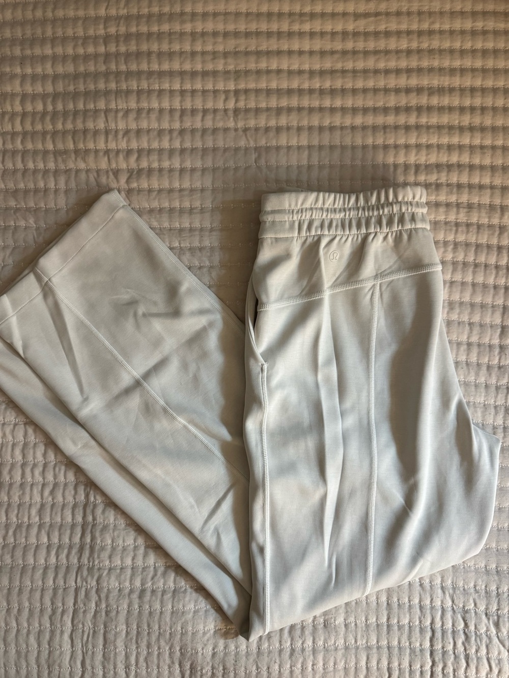 lululemon athletica softstreme sweats